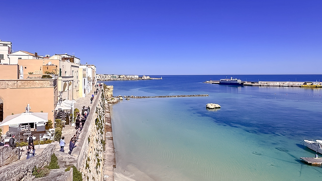 ordinanza-balneare-puglia-2026-regole-spiagge-accessibilita-destagionalizzazione