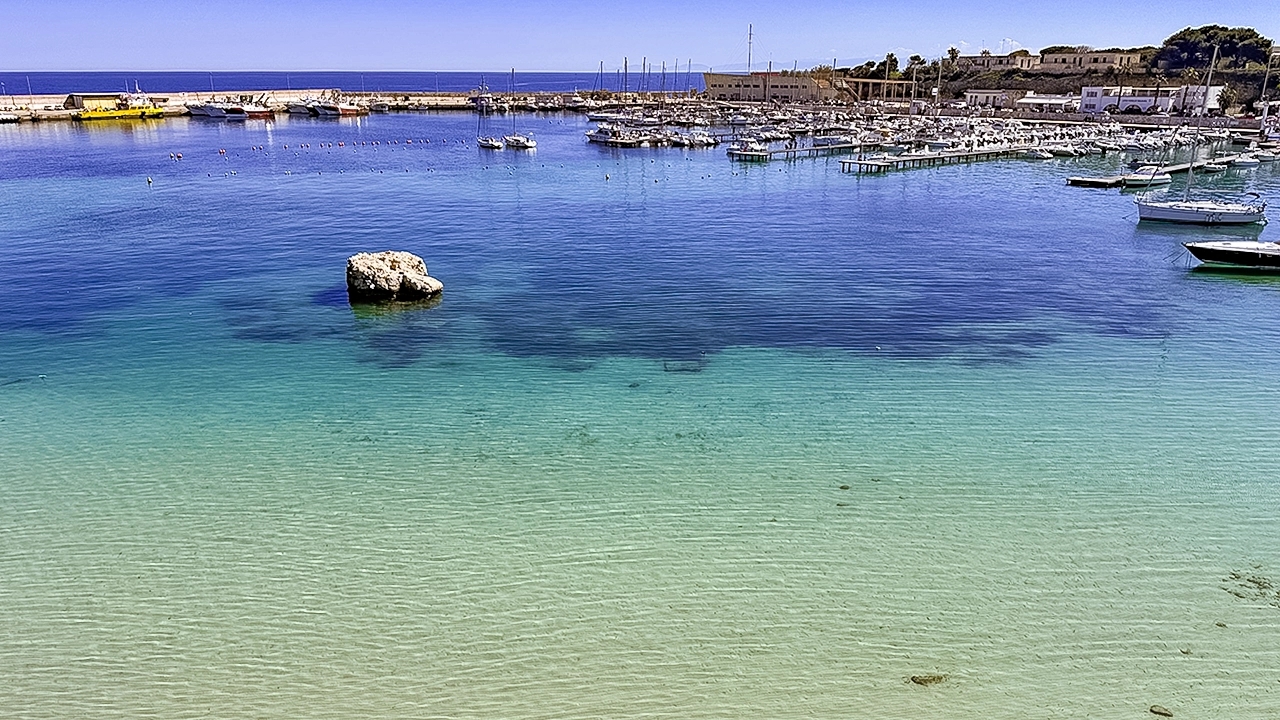 bandiere-blu-2026-italia-liguria-calabria-fee-sostenibilita-turismo-classifica